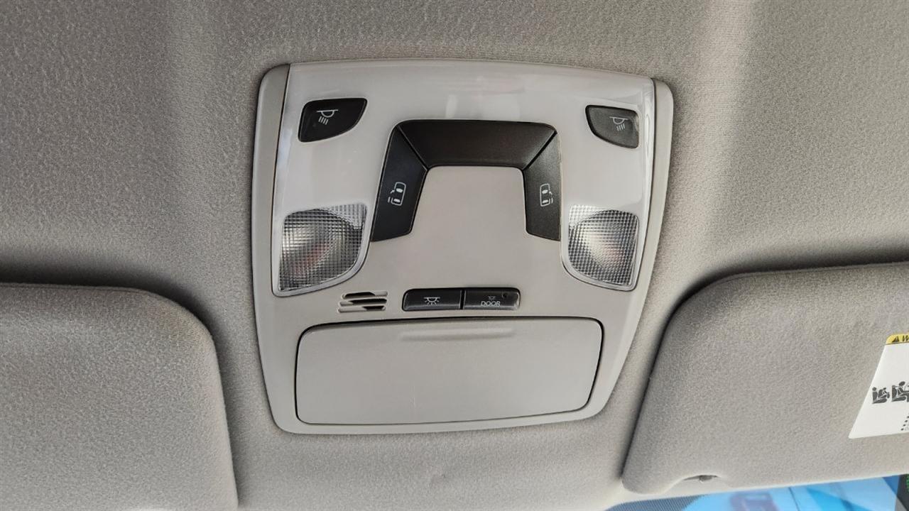Toyota Sienna LE FWD 8-Passenger V6 2013