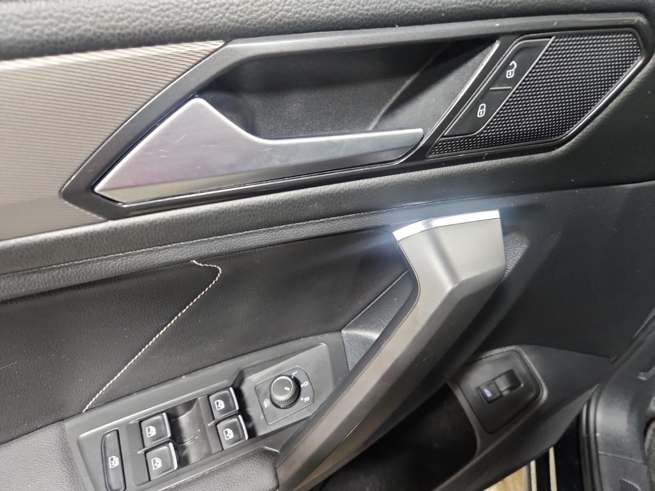 Volkswagen Tiguan SE 2022