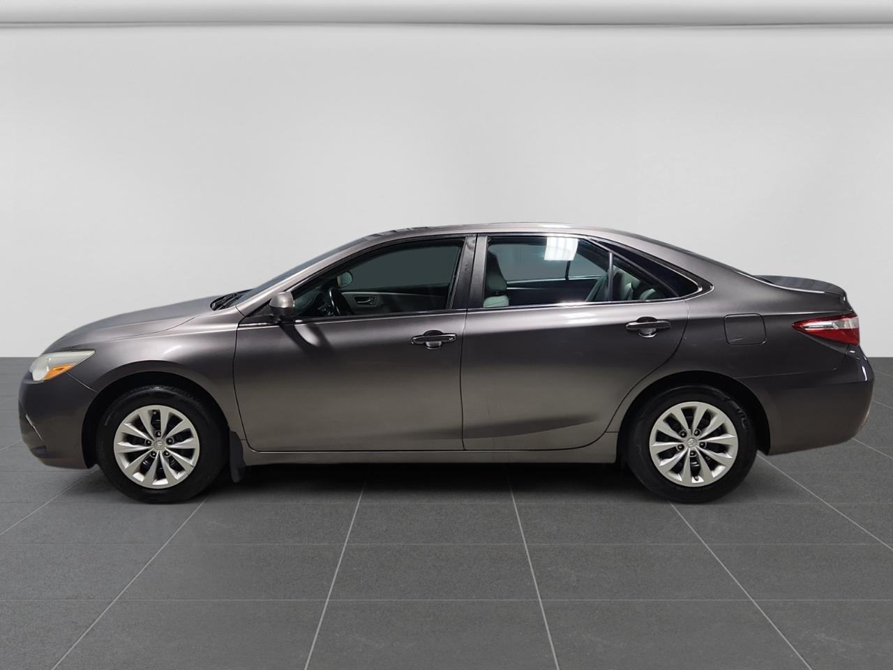 Toyota Camry LE 2015