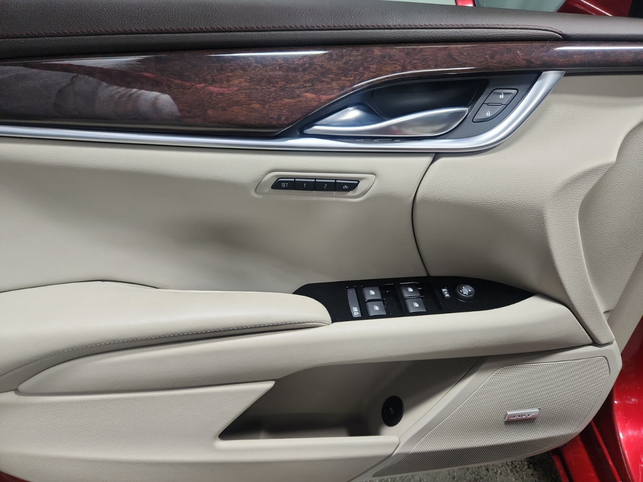 Cadillac XTS Luxury AWD 2014