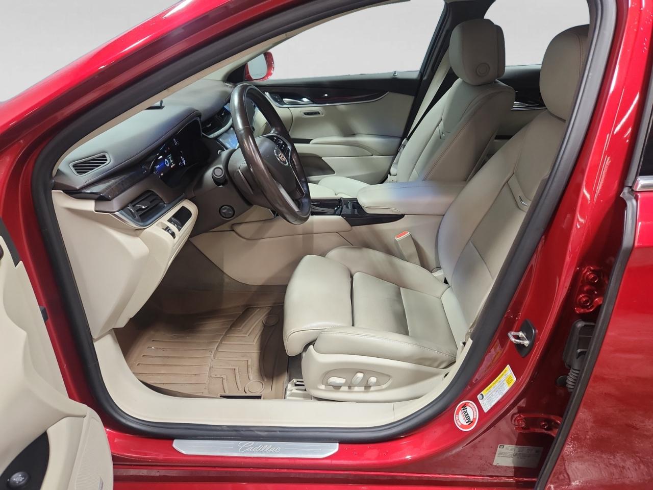 Cadillac XTS Luxury AWD 2014