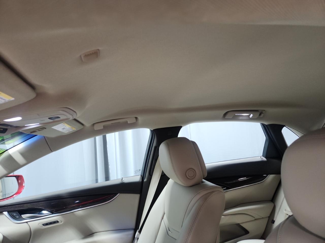 Cadillac XTS Luxury AWD 2014