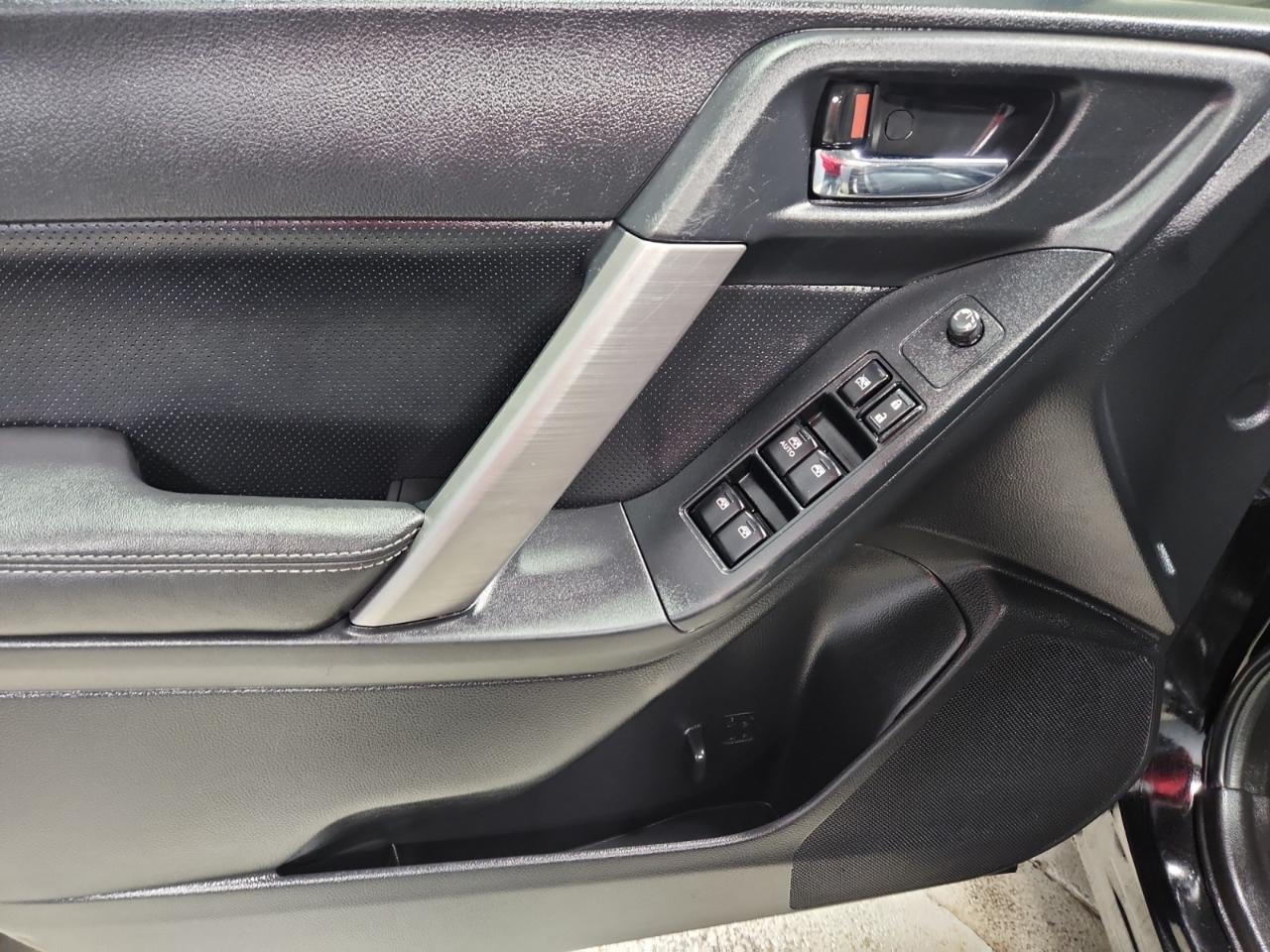 Subaru Forester 2.5i Limited 2016