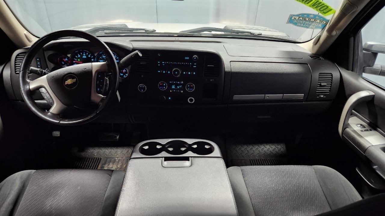 Chevrolet Silverado 2500HD LT1 Crew Cab Long Box 4WD 2009