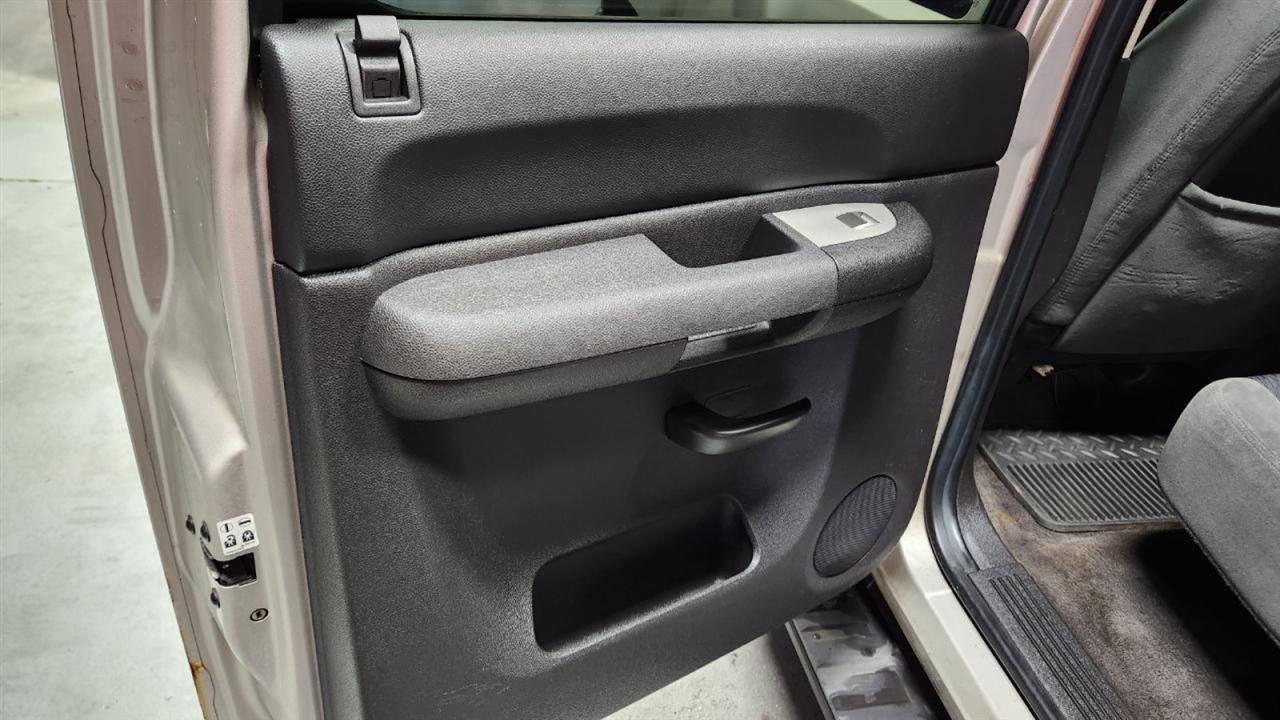Chevrolet Silverado 2500HD LT1 Crew Cab Long Box 4WD 2009