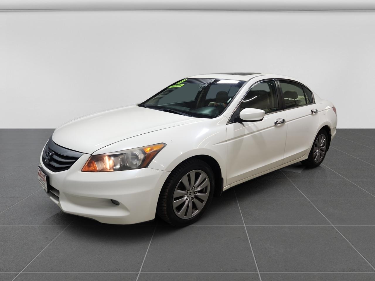 Honda Accord EX-L V-6 Sedan AT 2011