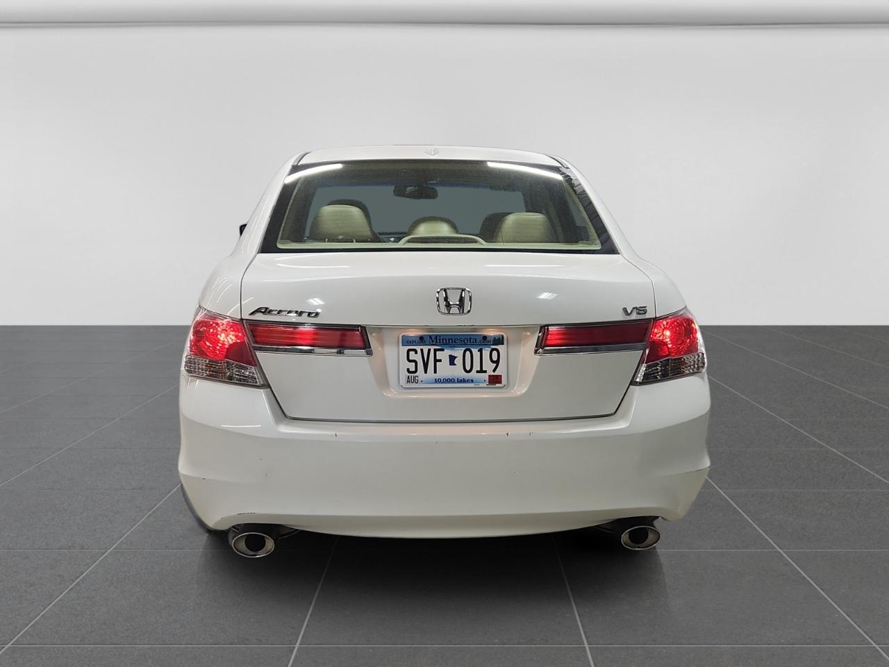 Honda Accord EX-L V-6 Sedan AT 2011
