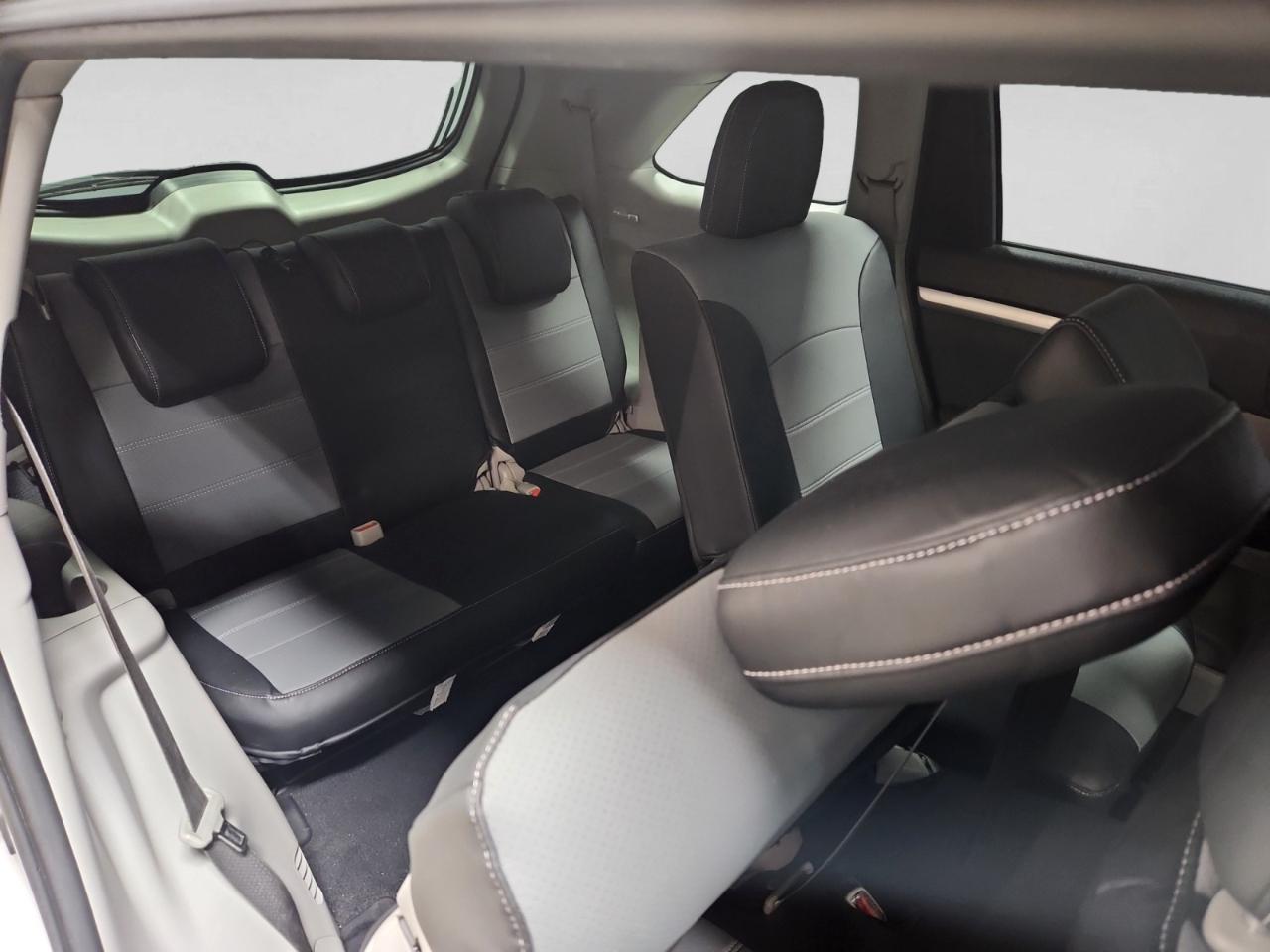 Toyota Highlander LE FWD V6 2019