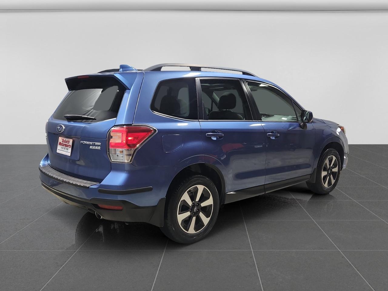 Subaru Forester 2.5i Premium PZEV CVT 2017