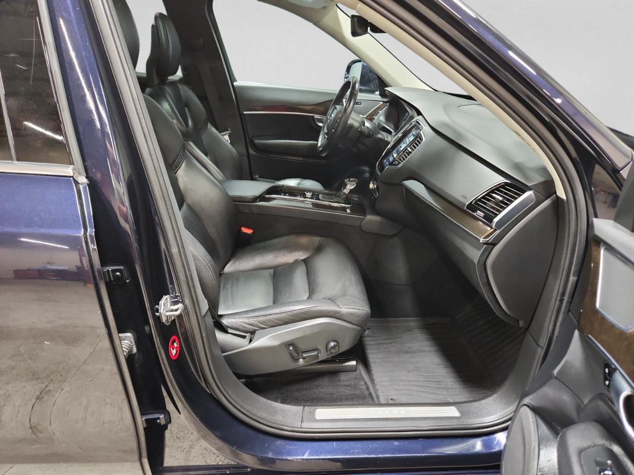 Volvo XC90 T6 Momentum AWD 2017