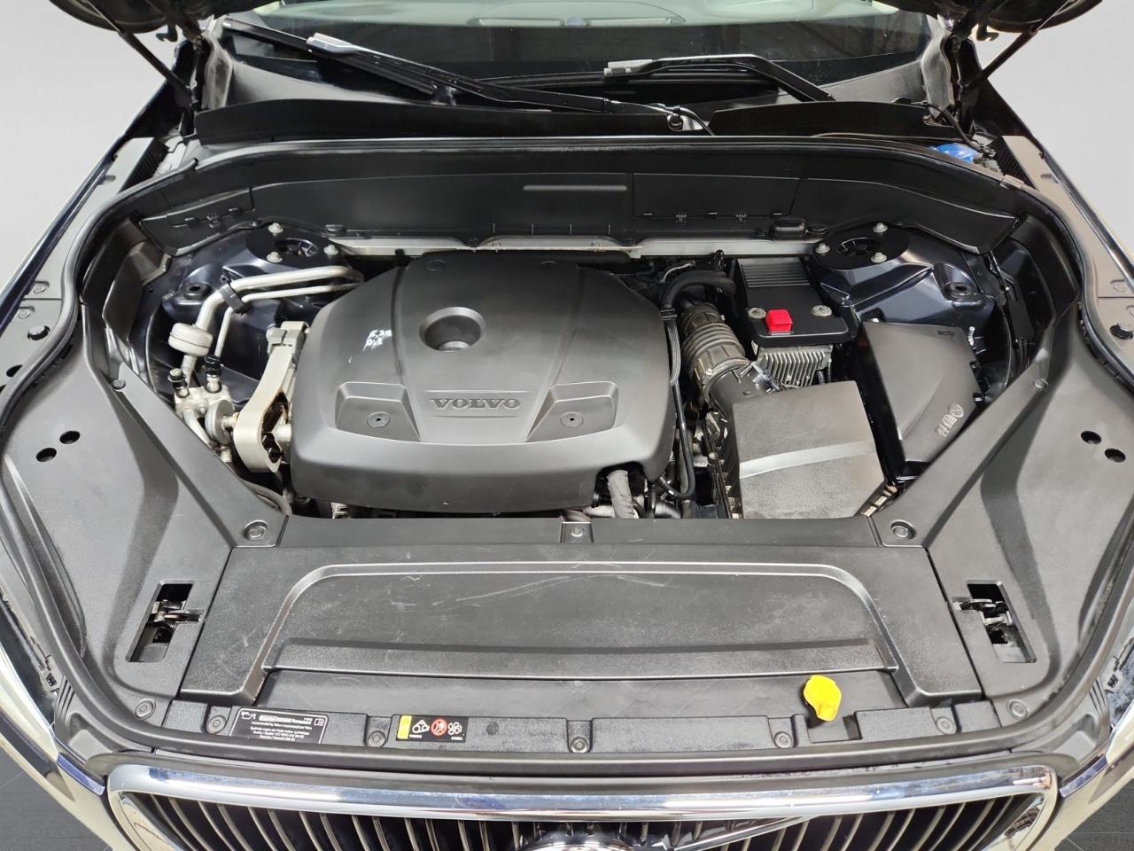 Volvo XC90 T6 Momentum AWD 2017