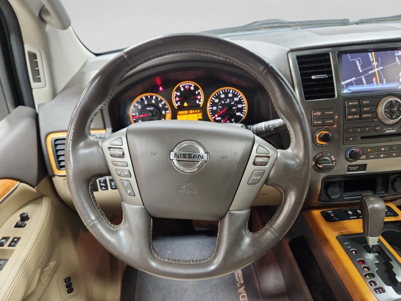 Nissan Armada Platinum Reserve 4WD 2014