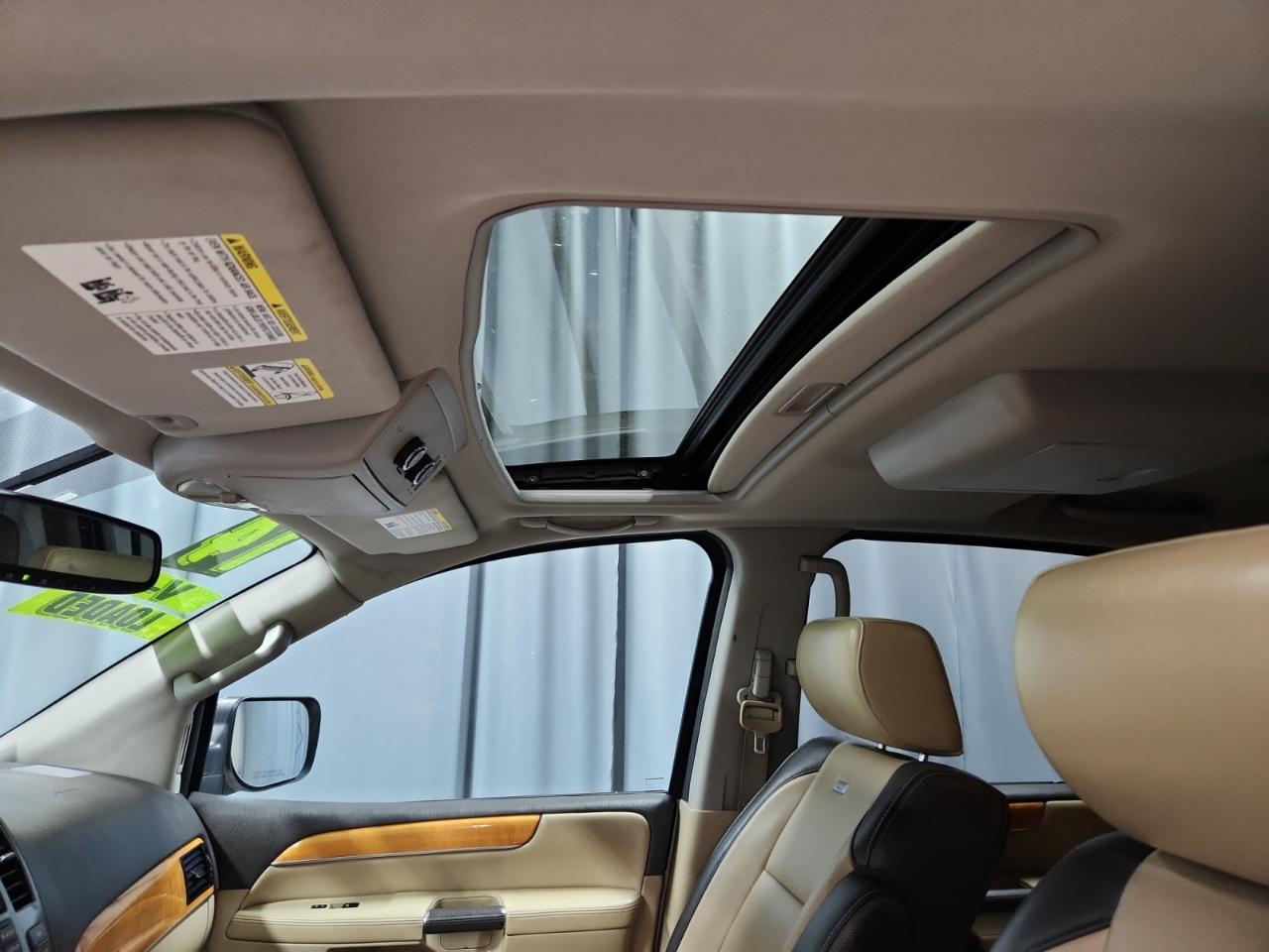 Nissan Armada Platinum Reserve 4WD 2014