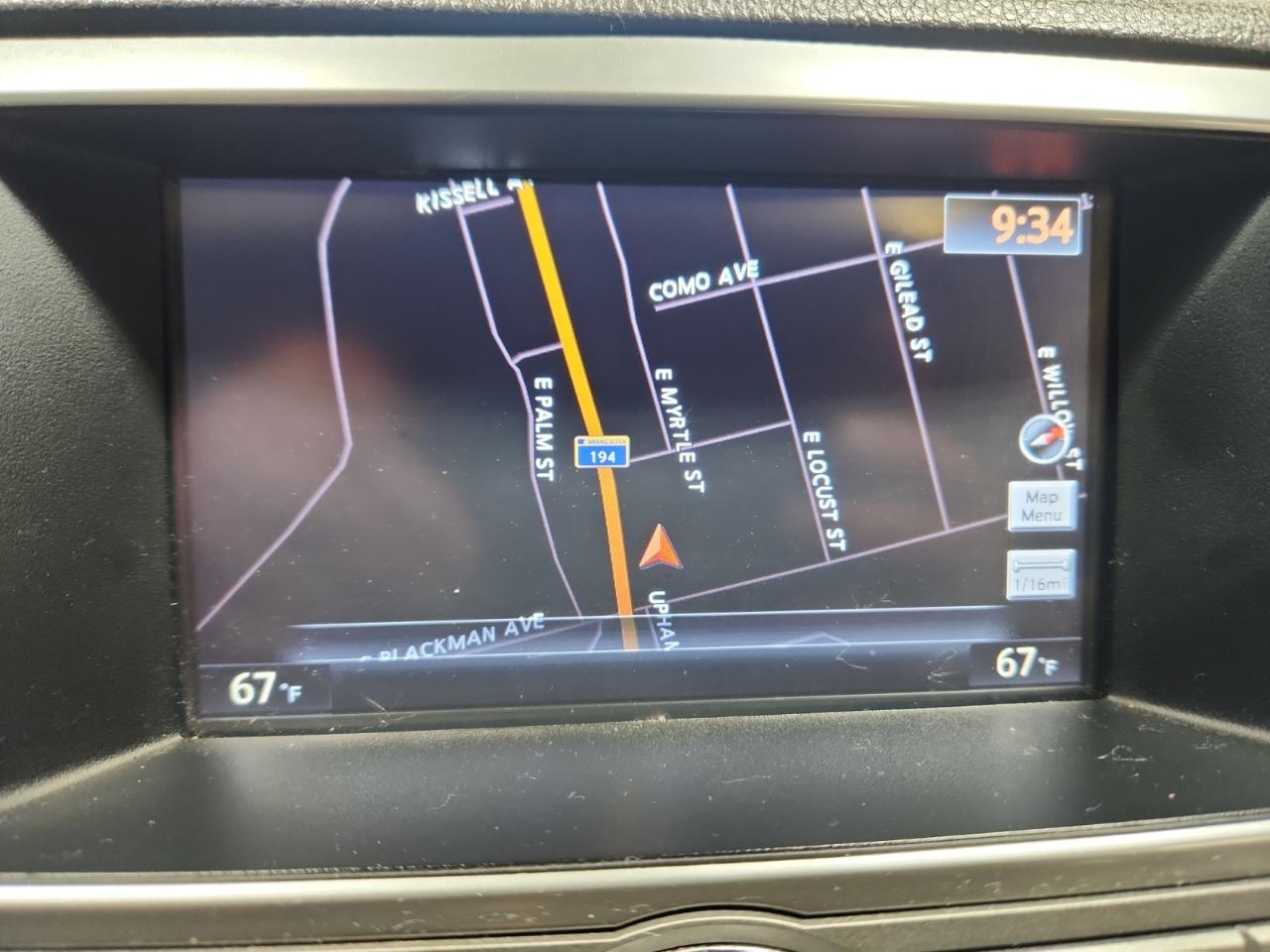 Nissan Armada Platinum Reserve 4WD 2014