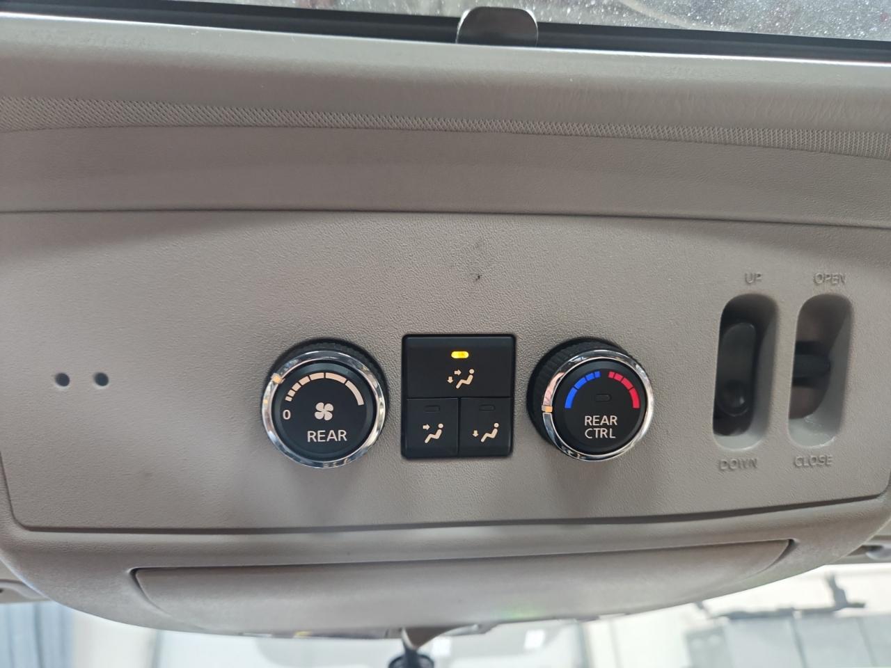 Nissan Armada Platinum Reserve 4WD 2014