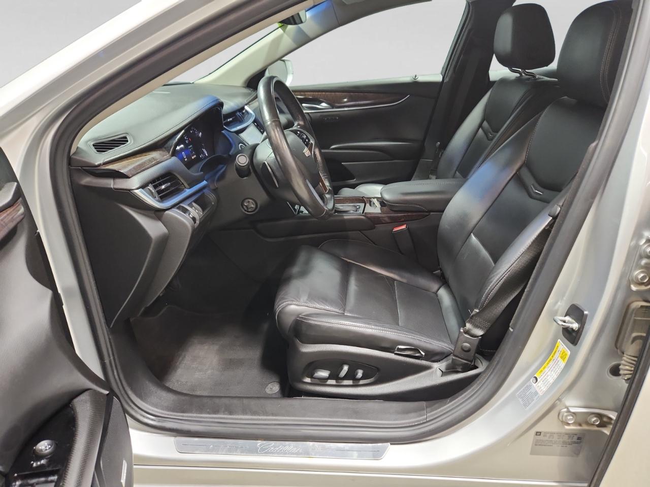 Cadillac XTS Luxury FWD 2016