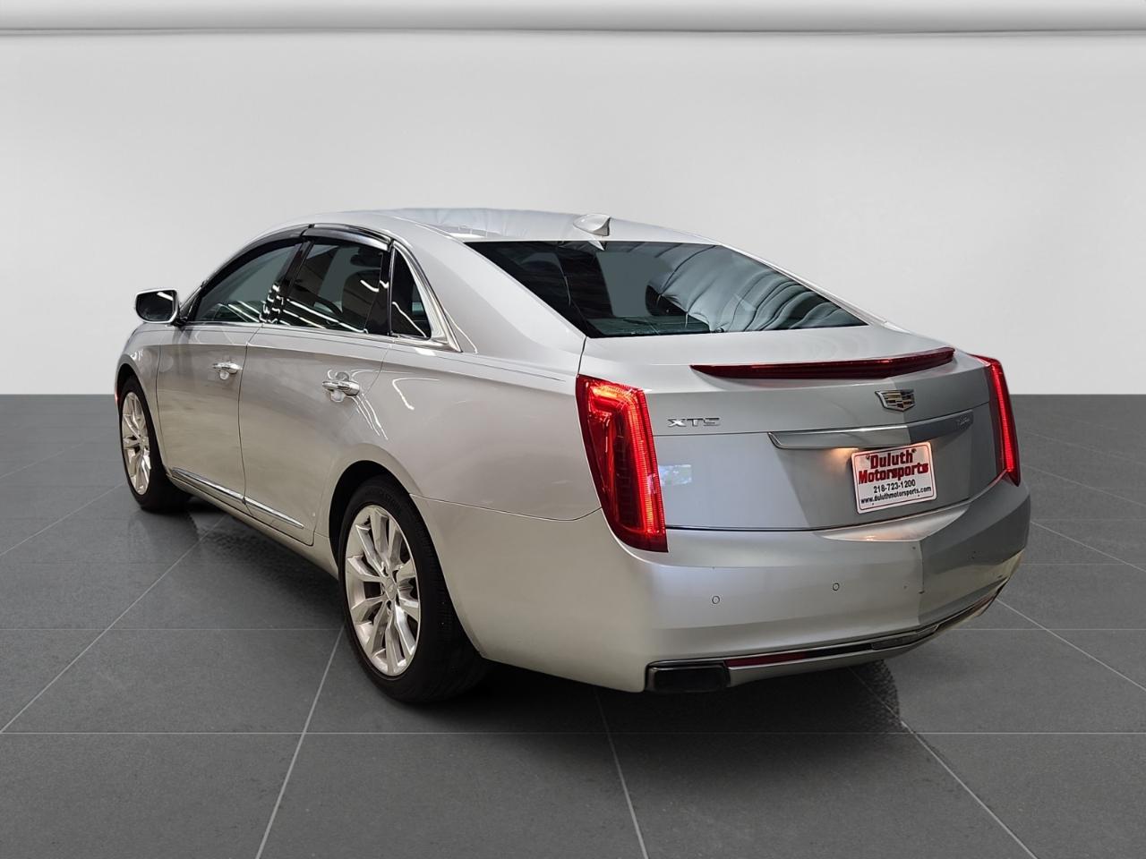 Cadillac XTS Luxury FWD 2016