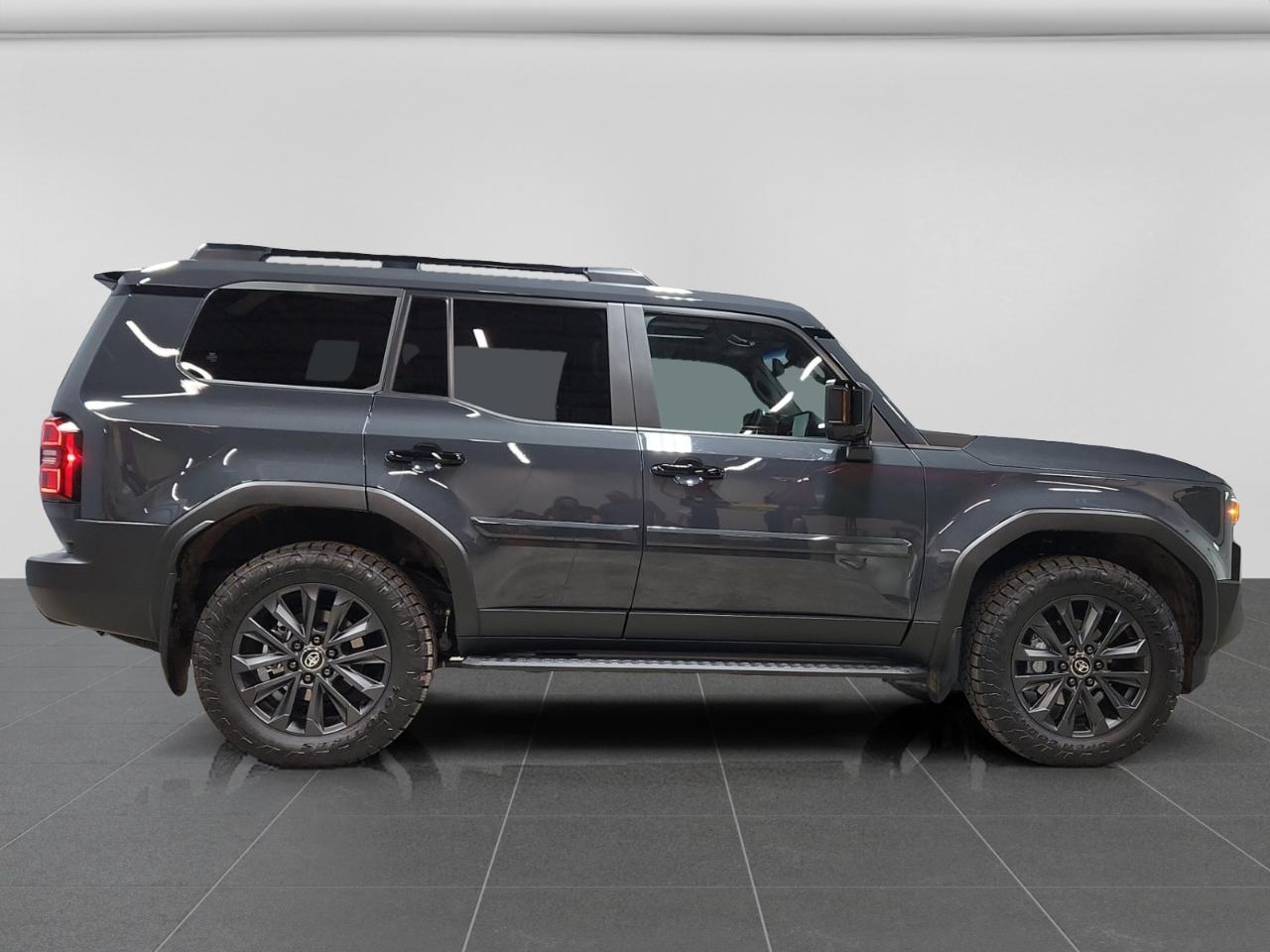 Toyota Land Cruiser Base 2026