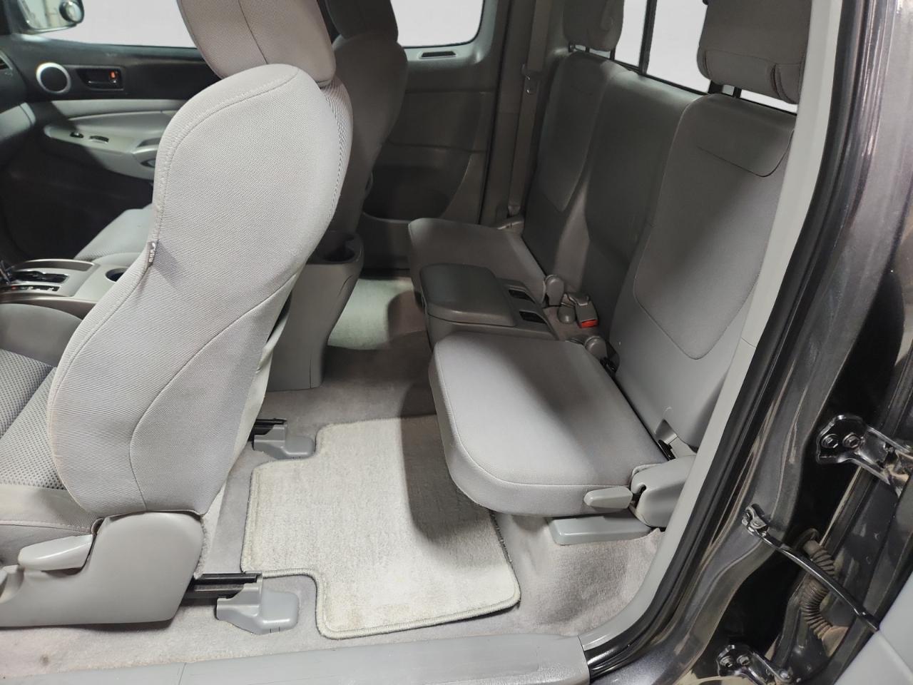 Toyota Tacoma Access Cab V6 Auto 4WD 2010