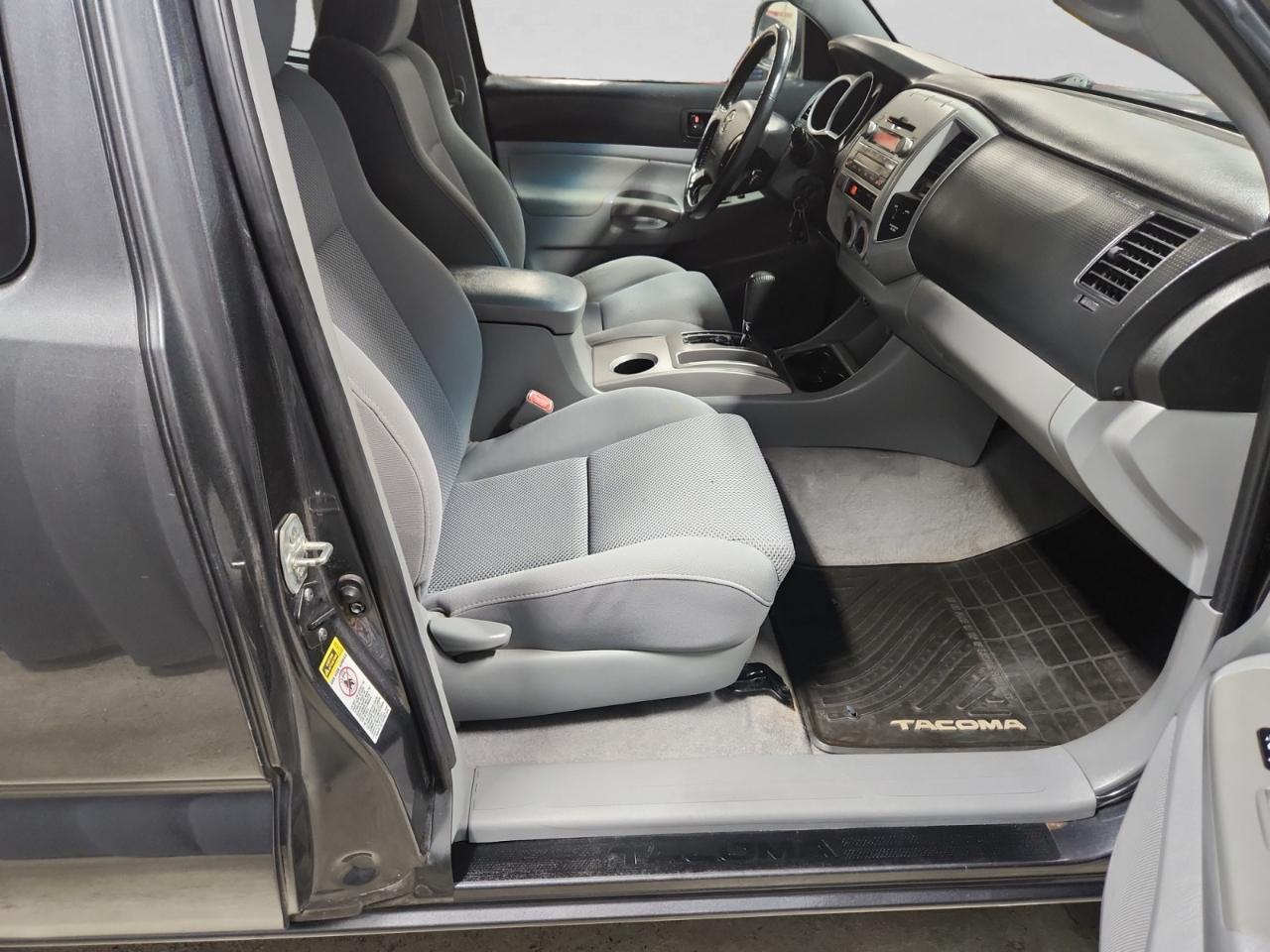 Toyota Tacoma Access Cab V6 Auto 4WD 2010