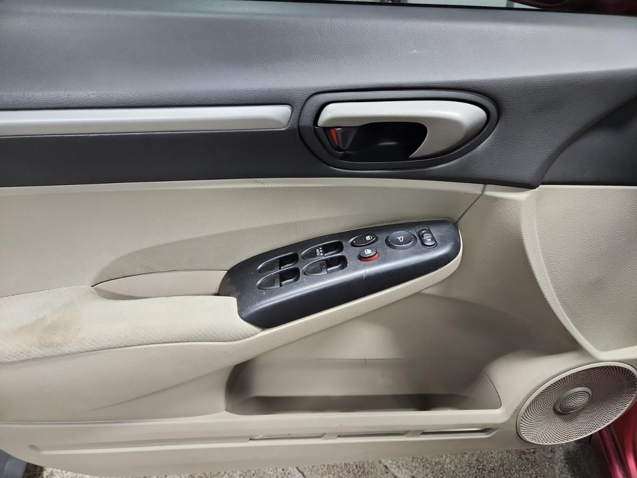 Honda Civic EX Sedan 5-Speed AT 2010
