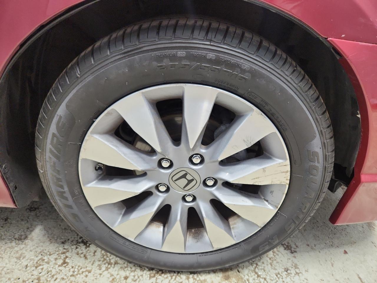 Honda Civic EX Sedan 5-Speed AT 2010