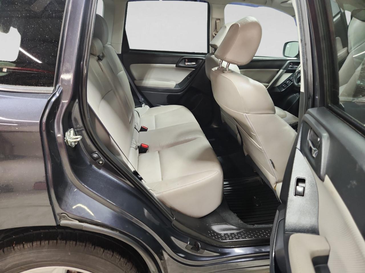 Subaru Forester 2.5i Limited 2015