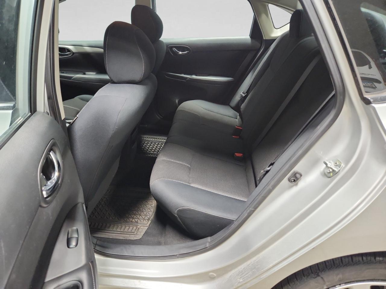 Nissan Sentra S CVT 2017