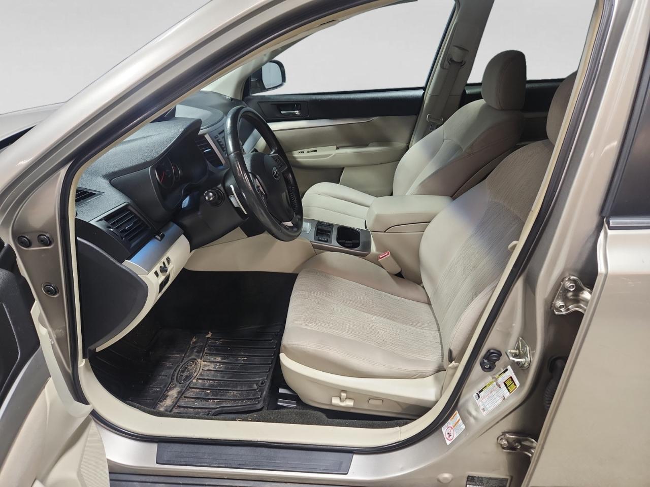 Subaru Outback 2.5i Premium 2014