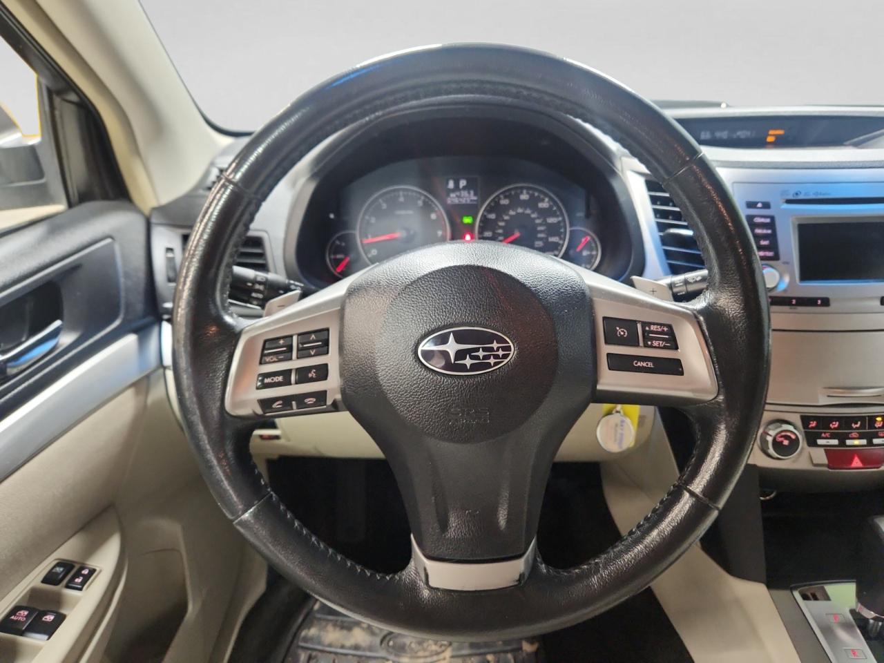 Subaru Outback 2.5i Premium 2014