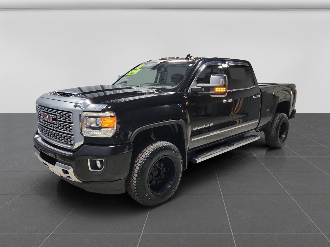 GMC Sierra 3500HD Denali Crew Cab 4WD 2018