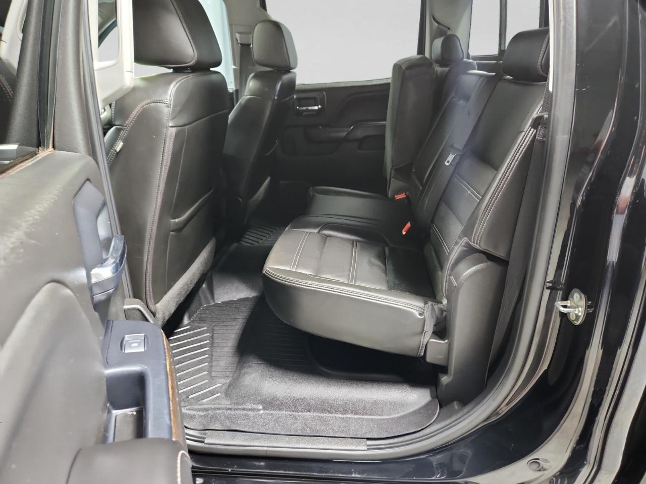GMC Sierra 3500HD Denali Crew Cab 4WD 2018