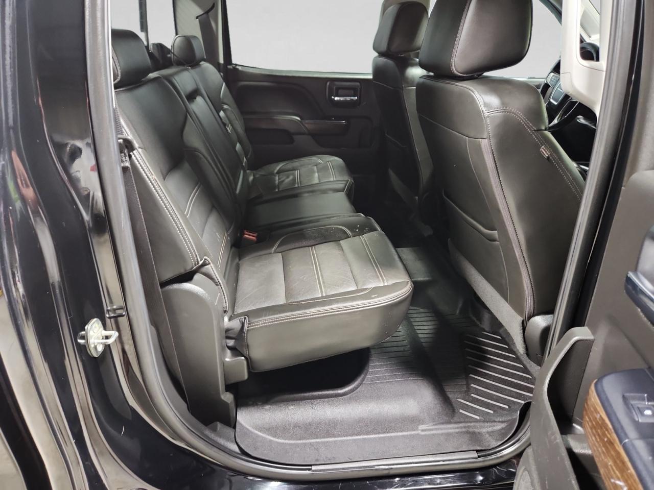 GMC Sierra 3500HD Denali Crew Cab 4WD 2018