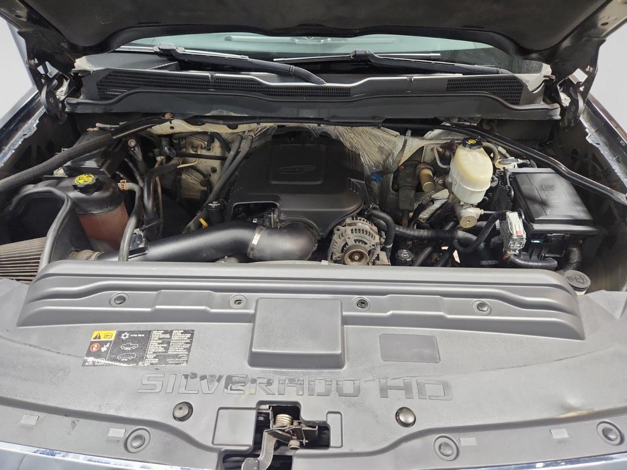 Chevrolet Silverado 2500HD LT Crew Cab 4WD 2015