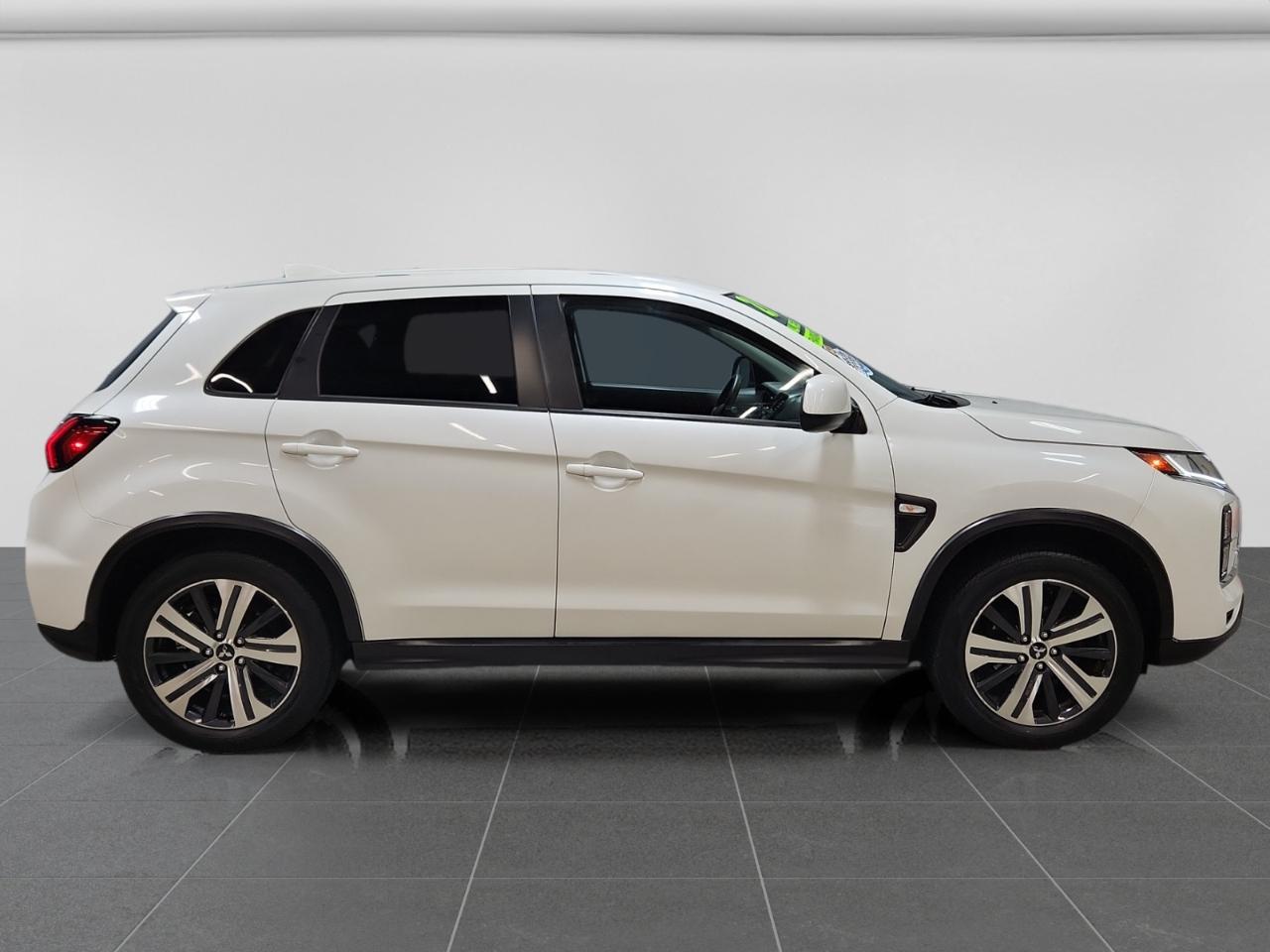 Mitsubishi Outlander Sport 2.0 ES AWD 2021