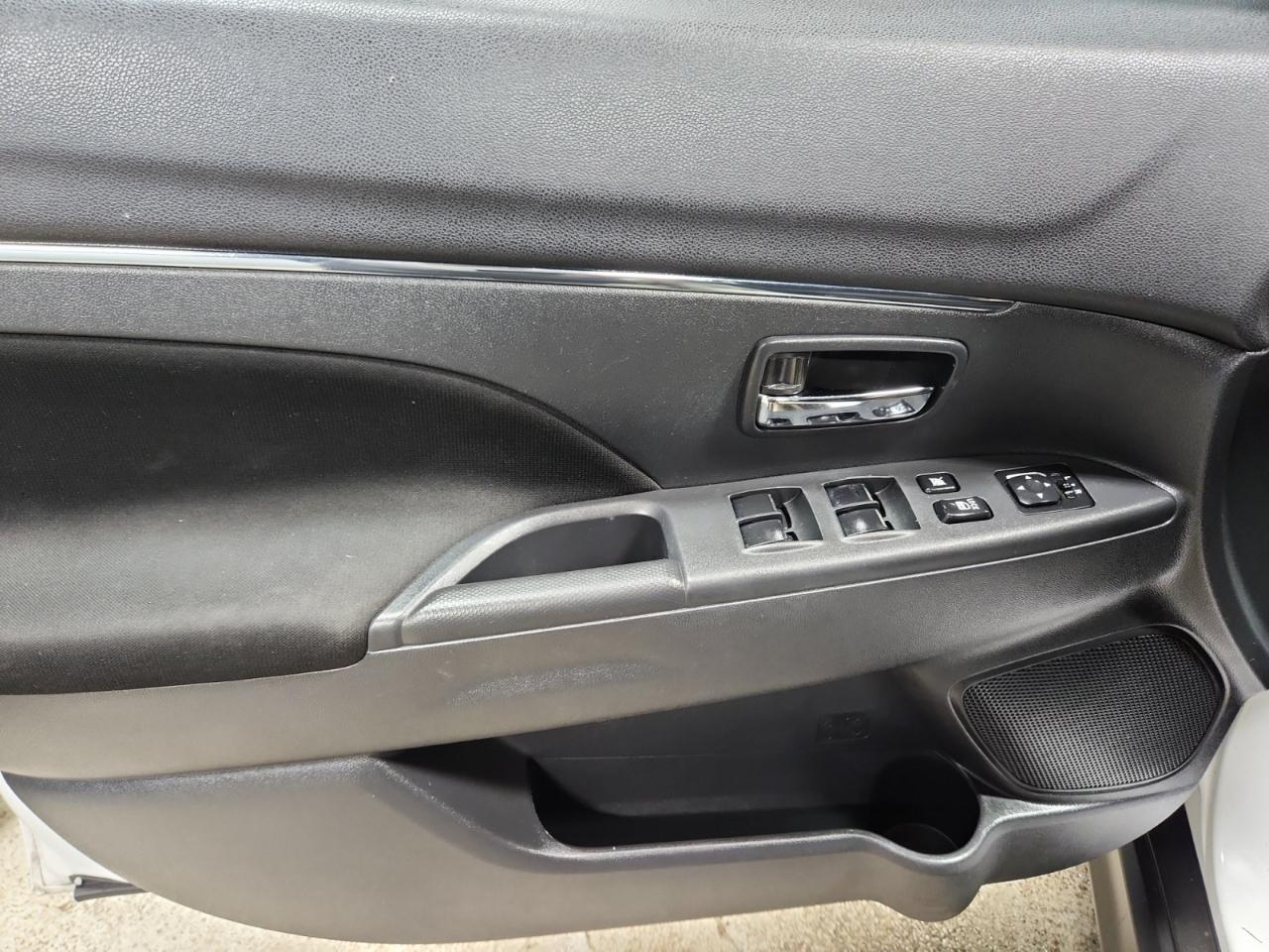 Mitsubishi Outlander Sport 2.0 ES AWD 2021