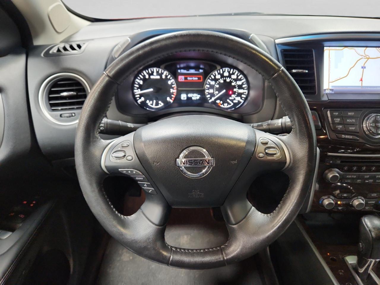 Nissan Pathfinder SL 4WD 2014