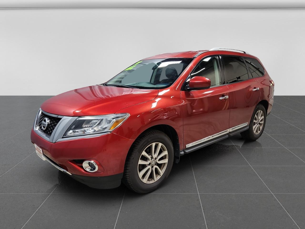 Nissan Pathfinder SL 4WD 2014
