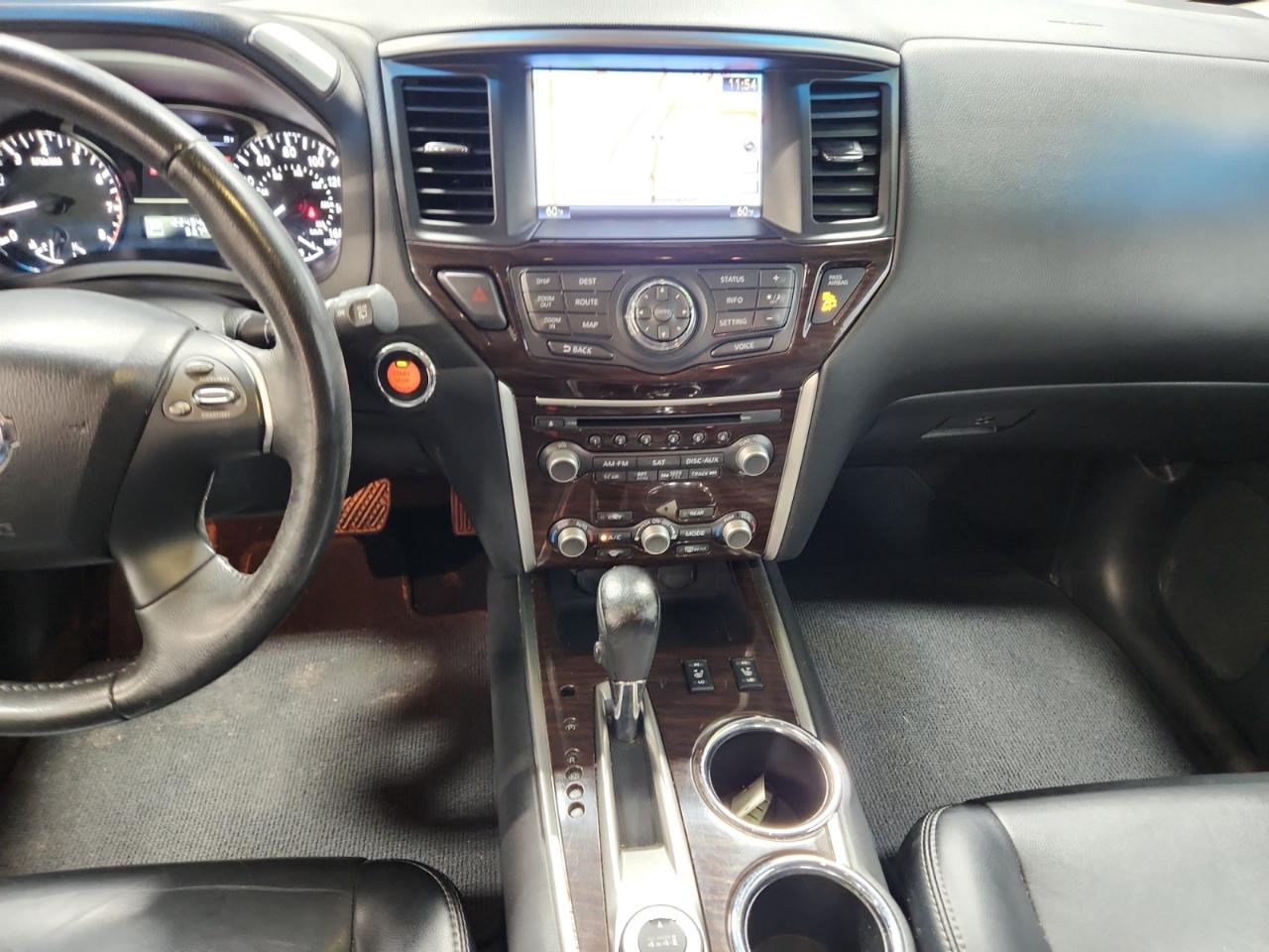 Nissan Pathfinder SL 4WD 2014