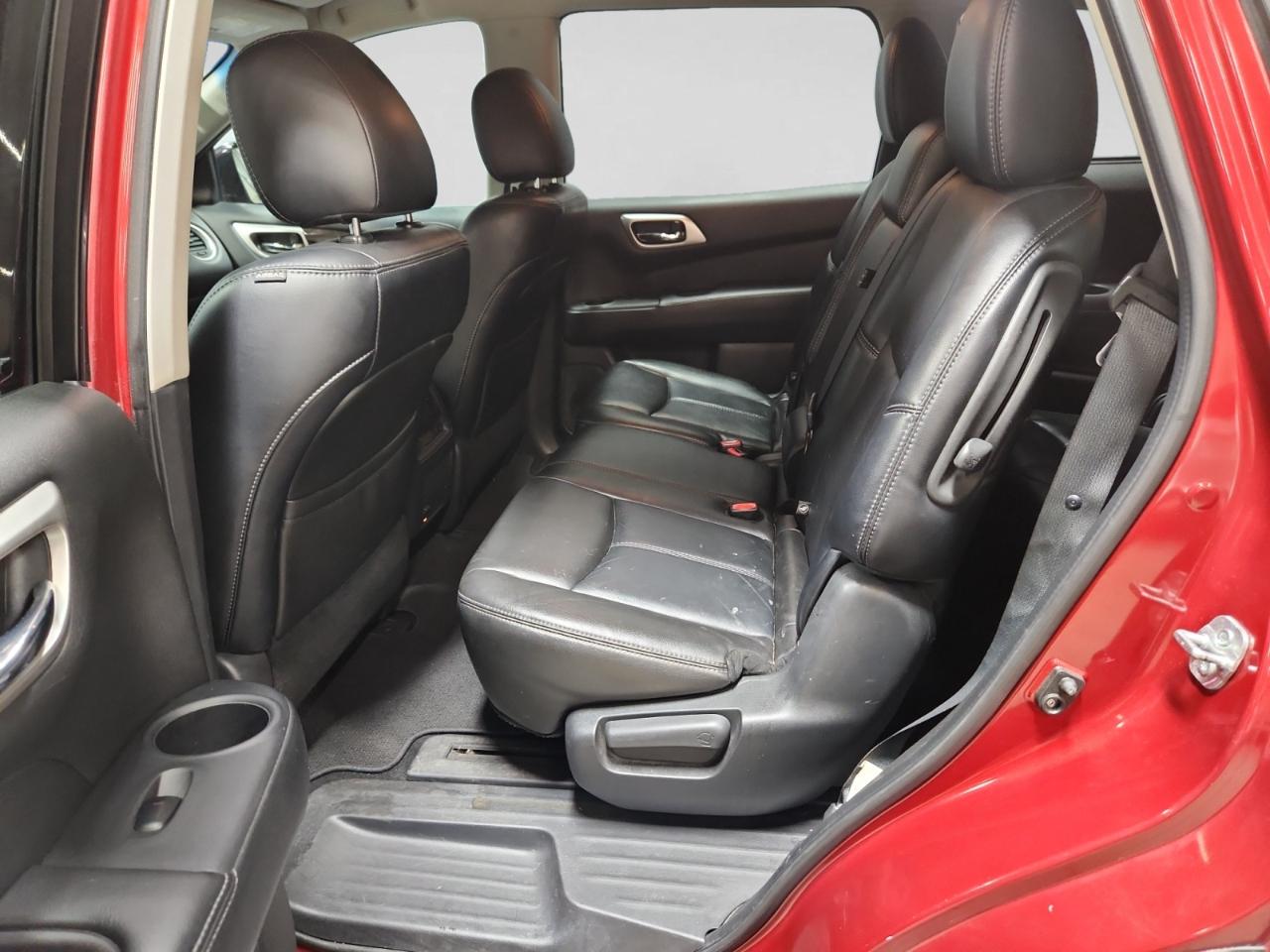 Nissan Pathfinder SL 4WD 2014