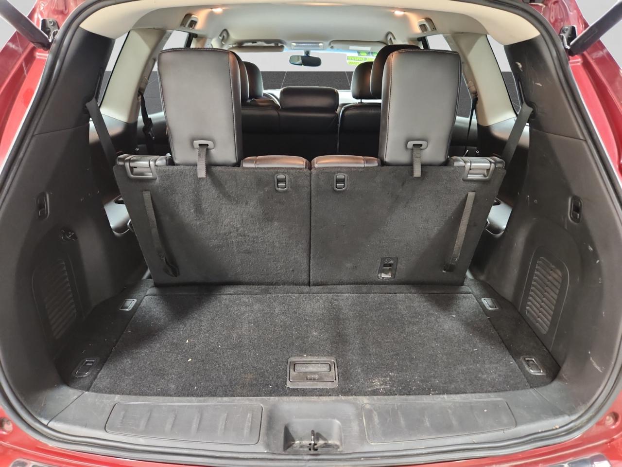 Nissan Pathfinder SL 4WD 2014