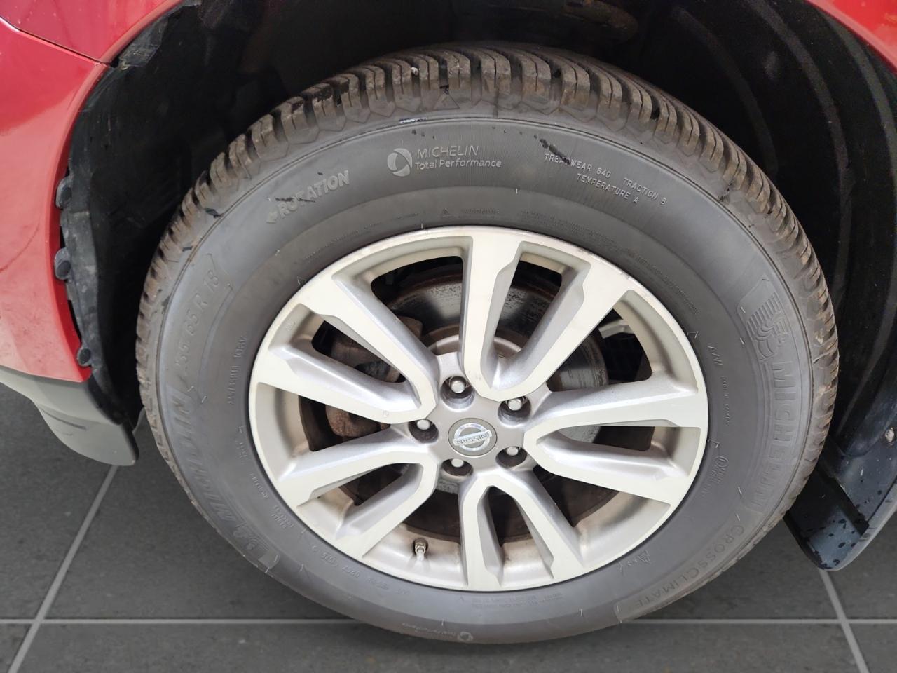 Nissan Pathfinder SL 4WD 2014