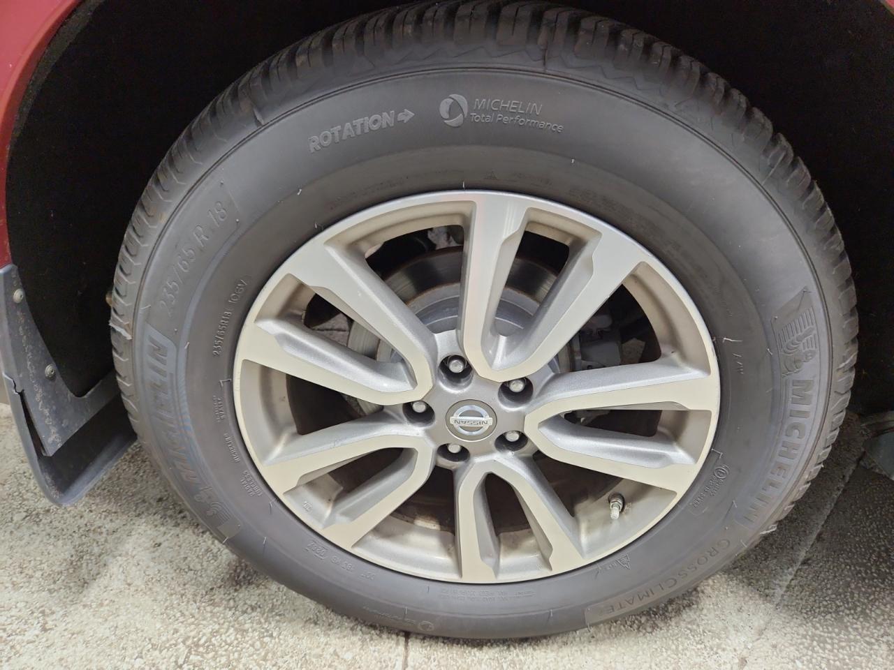 Nissan Pathfinder SL 4WD 2014