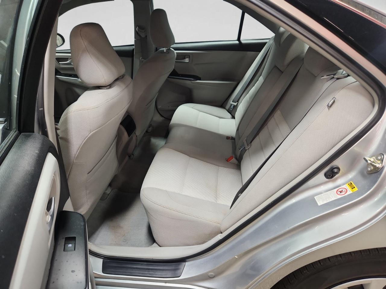Toyota Camry LE 6-Spd AT 2015