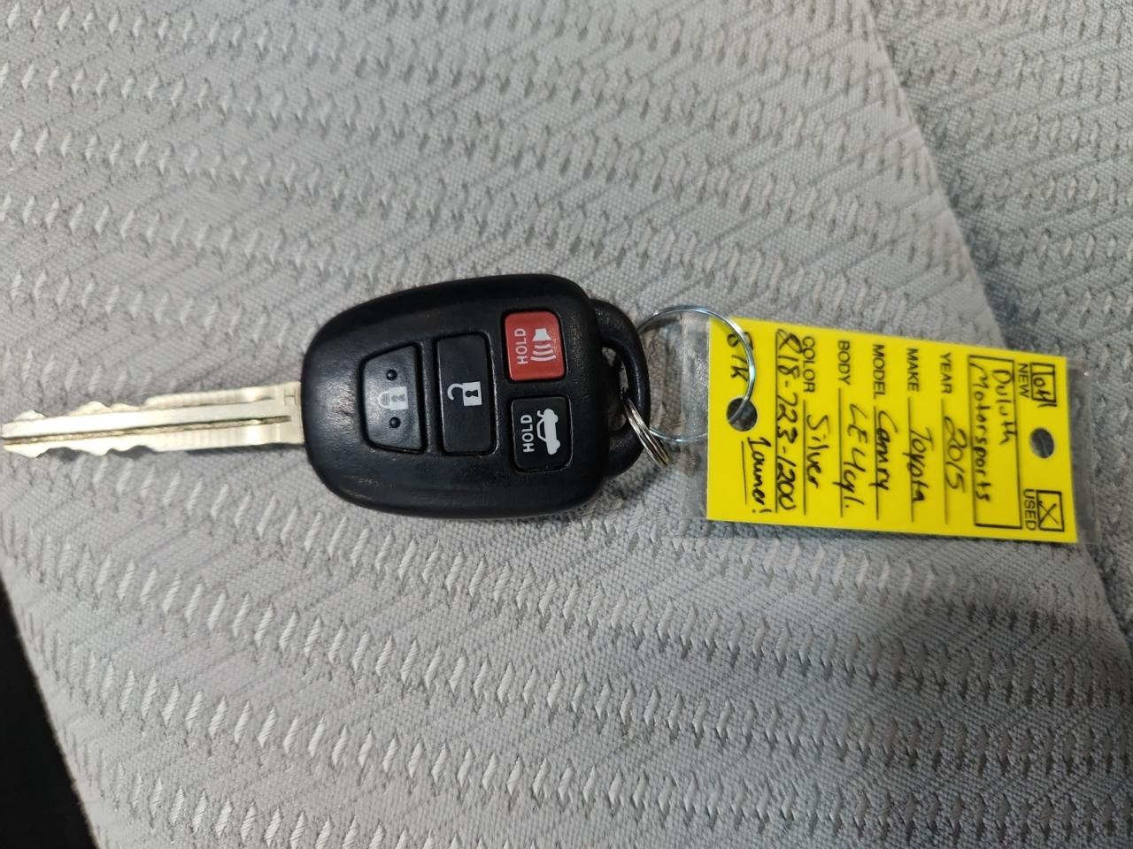 Toyota Camry LE 6-Spd AT 2015