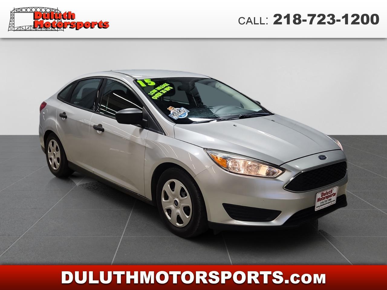 2015 Ford Focus S Sedan
