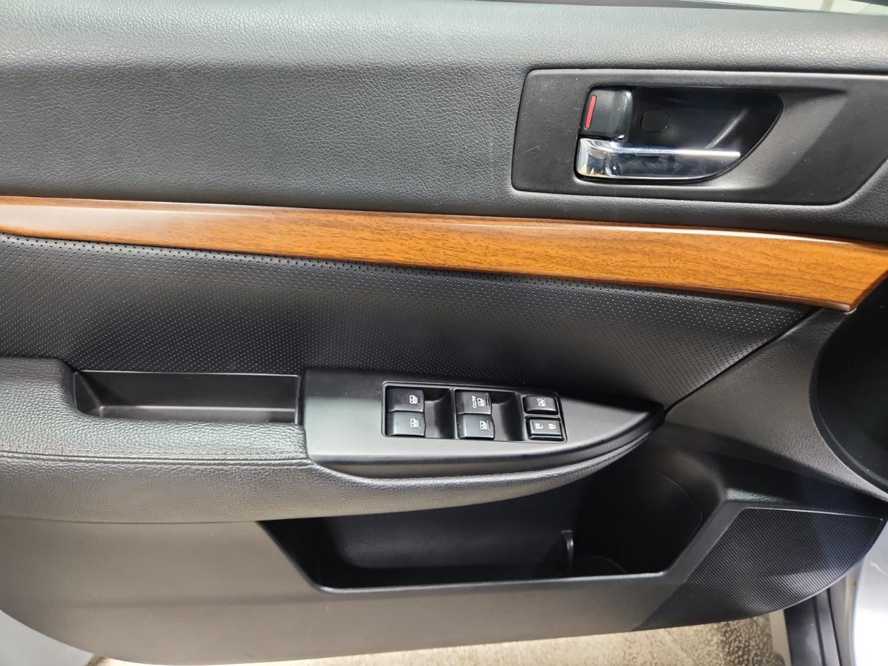 Subaru Outback 2.5i Limited 2013