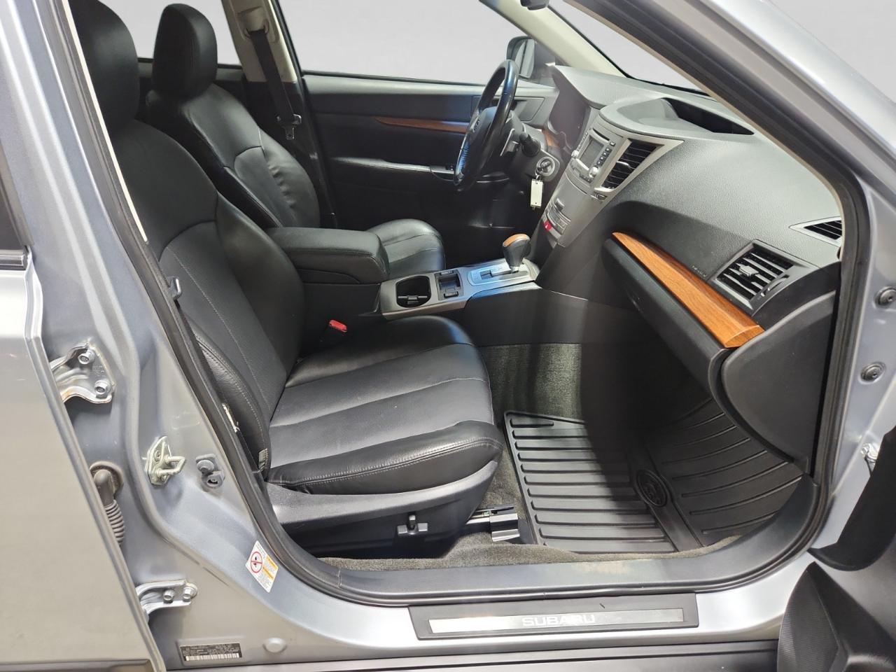 Subaru Outback 2.5i Limited 2013
