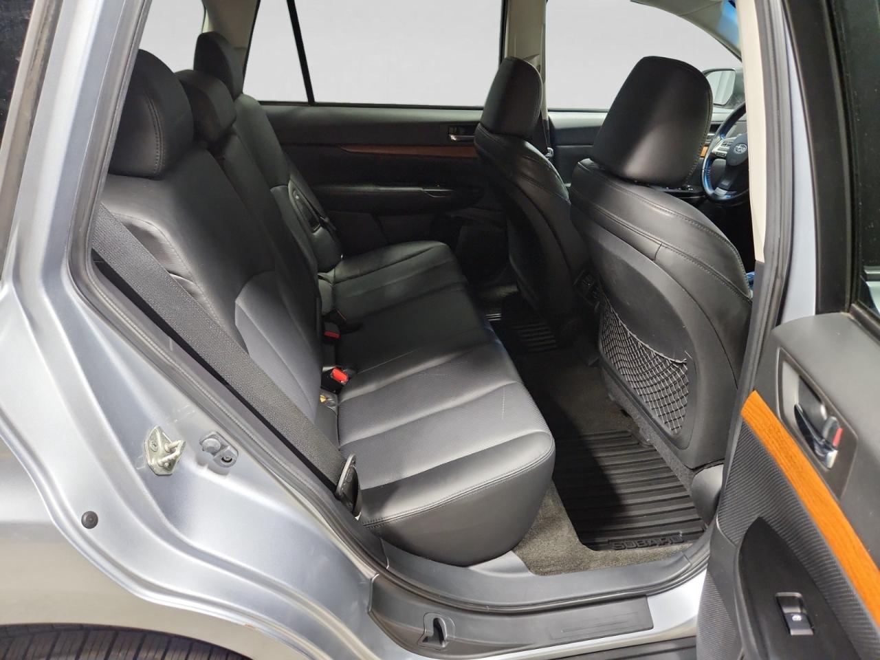 Subaru Outback 2.5i Limited 2013