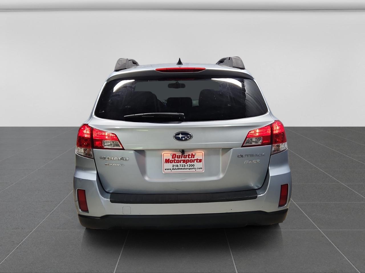Subaru Outback 2.5i Limited 2013